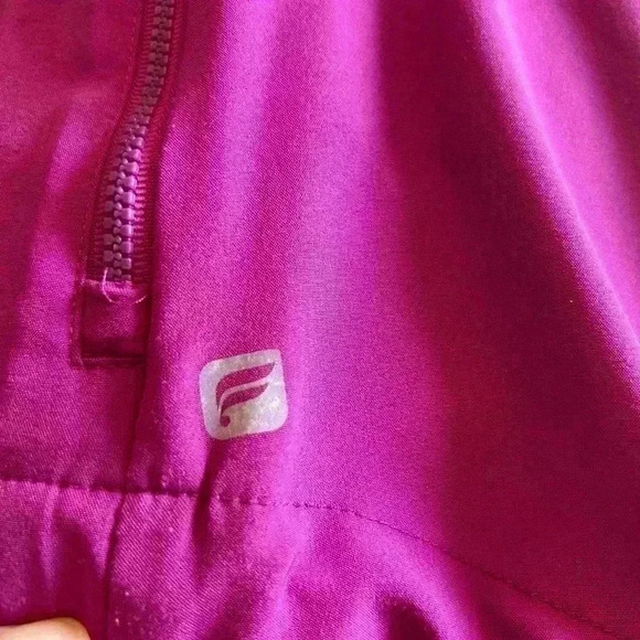 Fabletics Ninety Six Windbreaker. Size 4, XS Fuchsia. Minor pilling. - Picture 11 of 11